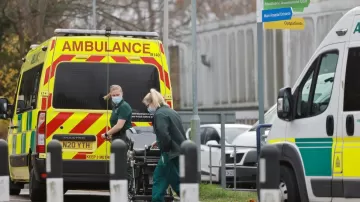 Covid: Action needed to limit hospital admissions - Sage scientists